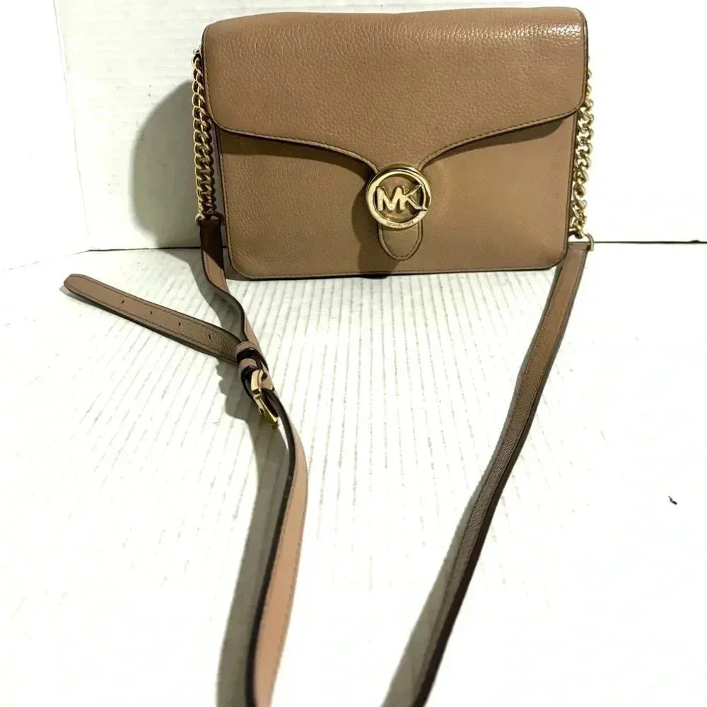 Michal kors beige leather crossbody handbag